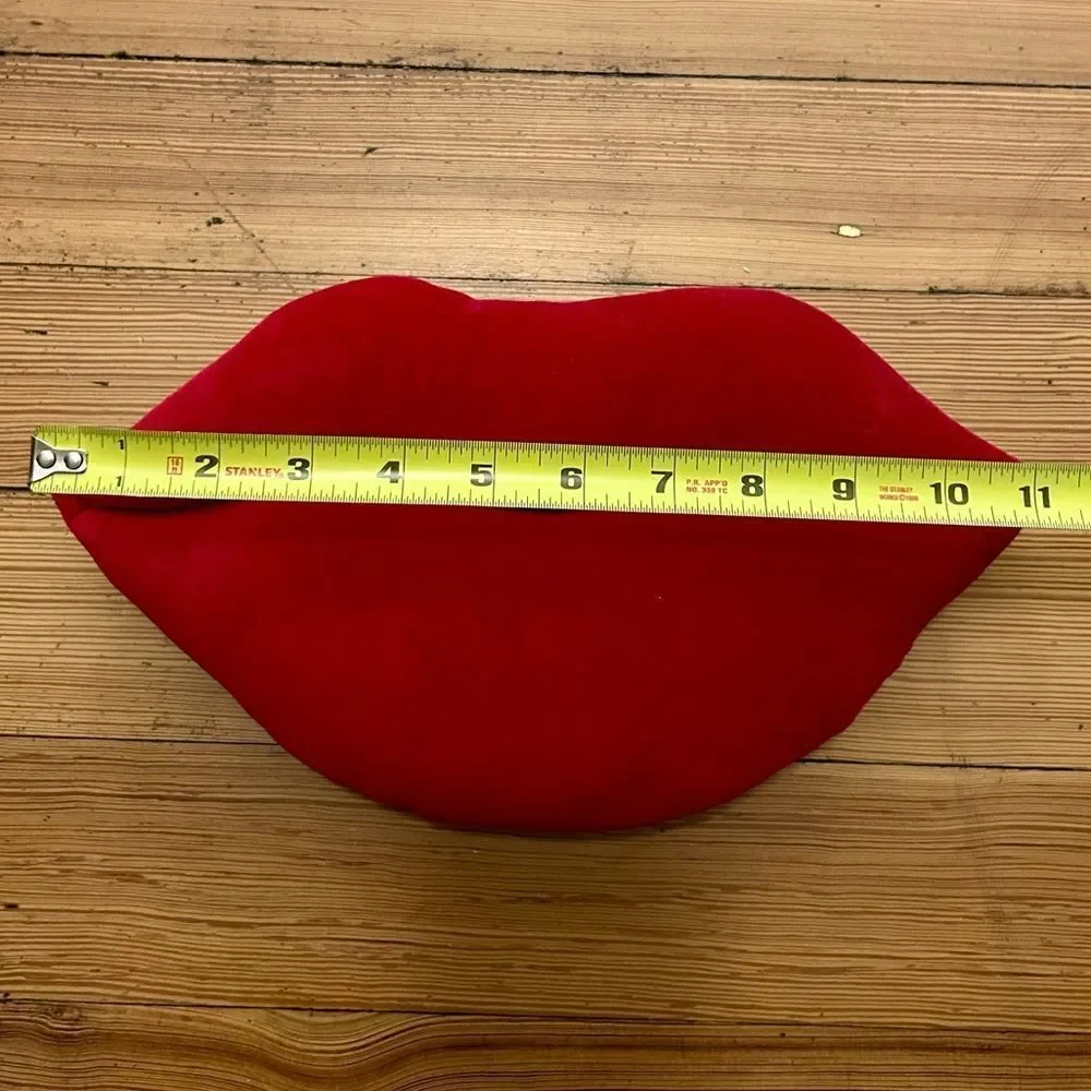 Red velvet lips accent pillow, handmade.